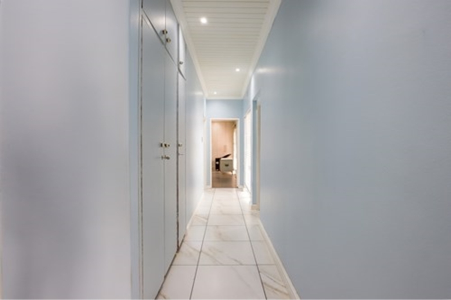 To Let 4 Bedroom Property for Rent in Monte Vista Western Cape